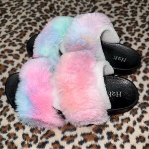 H2K Faux Fur Ombré Black Sandal Slides Size 10 Preowned
